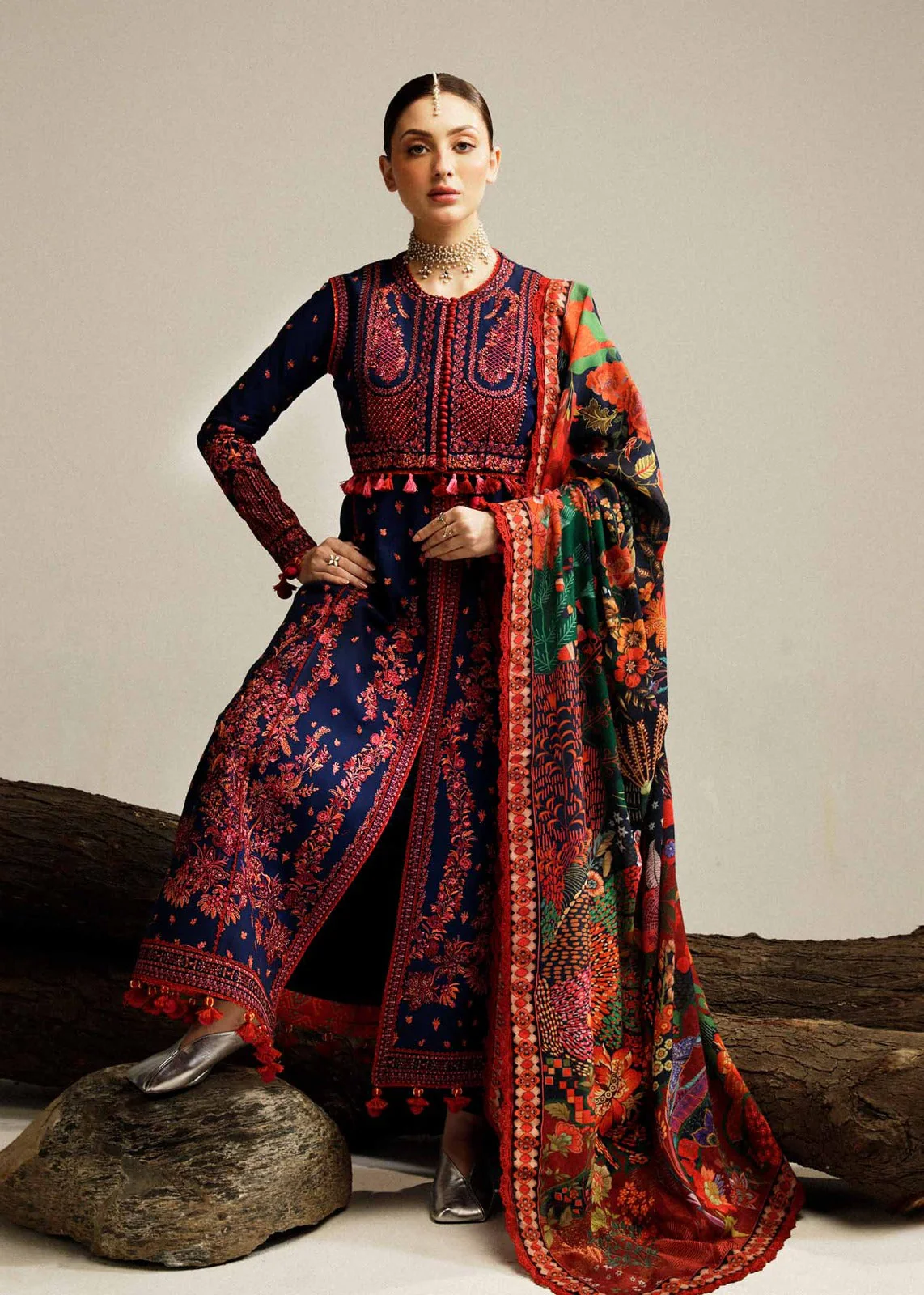 HR-570 Unstitched Dhanak Stuff Full Embroidered Suit With Digital Printed Wool Shawl